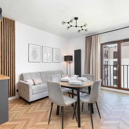 Port Praski Stylish Apartment Near Old Town Warsaw Luaran gambar