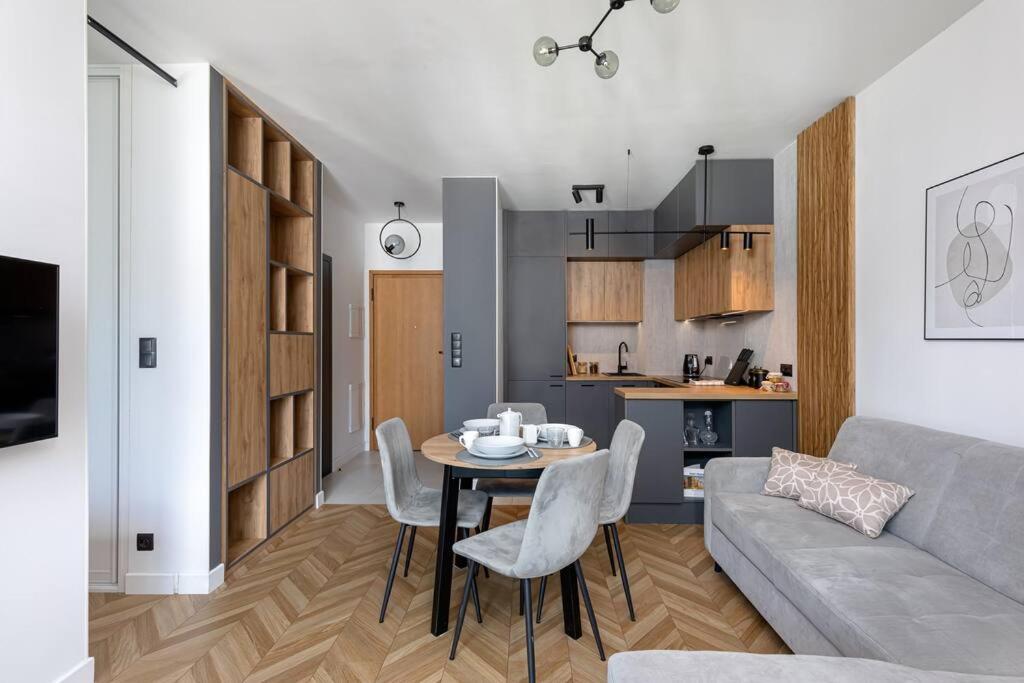 Port Praski Stylish Apartment Near Old Town Warsaw Luaran gambar
