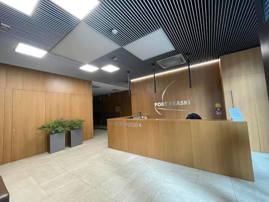 Port Praski Stylish Apartment Near Old Town Warsaw Luaran gambar